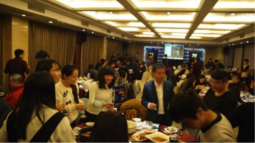 直击触手TV年会现场 画面太美你自己看?