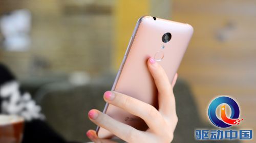 280717291817344256