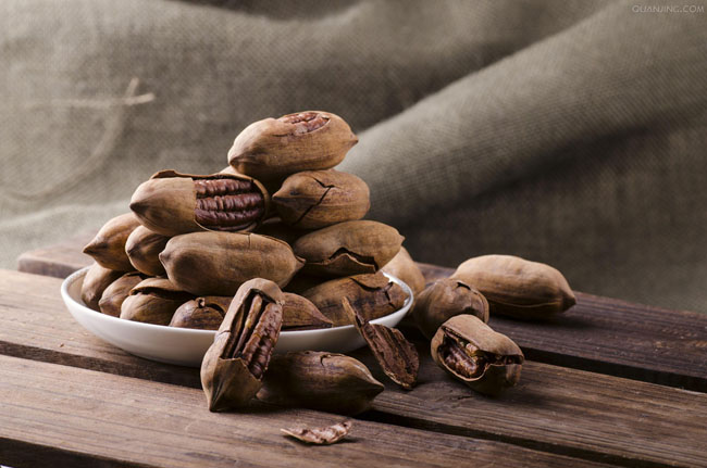 制作节日年货促销海报图片的PS教程