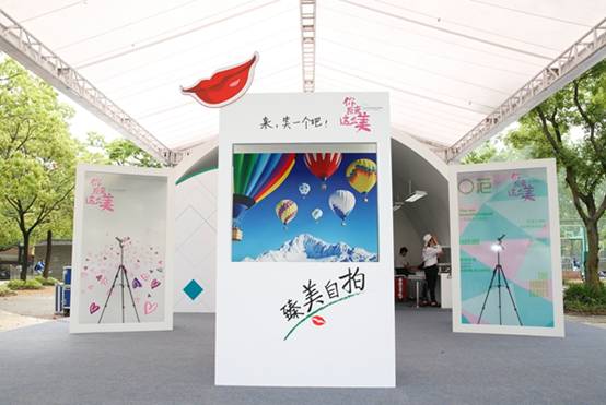 说明: OPPO R9拍大片现场.jpg