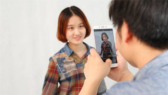 说明: OPPO R9大片拍摄1.jpg