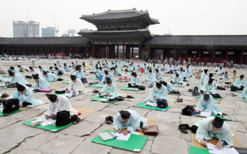 古代如何考公务员:汉朝规定先孝顺爹妈才能入