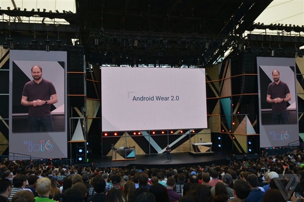 Android Wear 2.0发布:UI大变