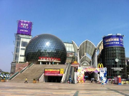 美女校花做主播 哦乐直播邀你看女神盛宴