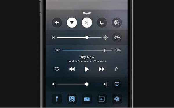 iOS 10惨遭吐槽:苹果没一点诚意