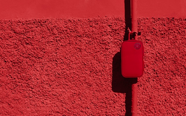 说明: D:\Materials\Libratone ONE & TOO\Libratone GO系列便携蓝牙音箱(\Lifestyle\GO ASSETS\ONECLICKRED.jpg