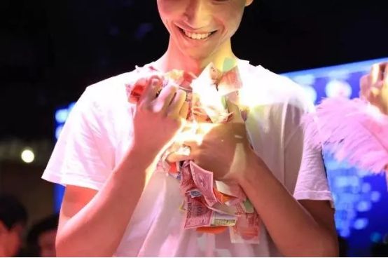 “波播show”有米直播红人夜嗨翻魔都仲夏夜!8