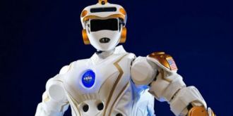 NASA招募团队研发R5机器人，协助宇航员首登火星