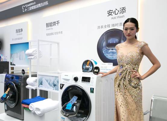 说明: D:\changzai.wei\Desktop\2060912三星活动精选照片\63620463412045646.jpg