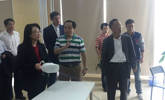 说明: D:\Chris\Huanchuang\Doc\promotion\王雪红来访\QQ图片20161122093833.jpg