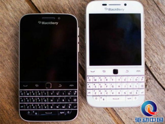 I53N63DW04CB_blackberry-classic-640x640_600