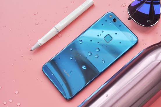 说明: C:\Users\YUNING ZHOU\Downloads\HUAWEI+nova+青春版图赏\HUAWEI nova 青春版图赏\魅海蓝\WechatIMG17.jpeg