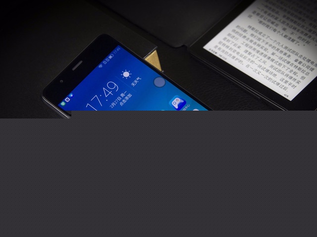 说明: 只做国内首款 海信双屏手机A2京东热销