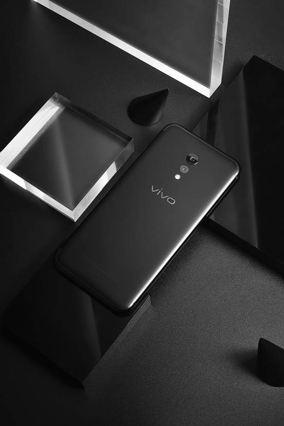 说明: BD/vivo/vivo素材/Xplay6/Xplay6产品图赏/磨砂黑产品图赏/DSC_1229.jpg