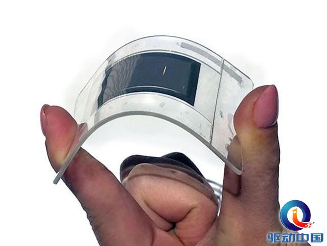 柔性石墨烯存储诞生, 可弯曲折叠手机又离我们