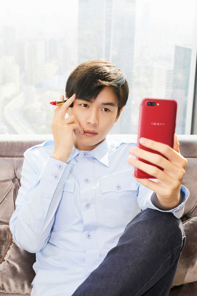 1497323681151328.jpg 图8:张若昀.jpg