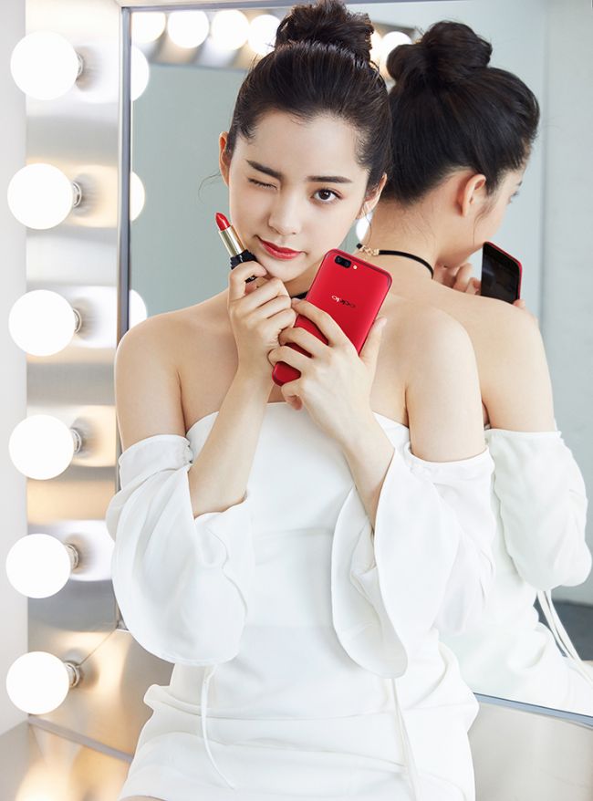 1497321996770498.jpg 图4:欧阳娜娜.jpg