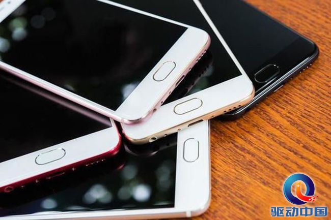 9471847_5b669fa33c5e433899a05262a909d80e_thumb