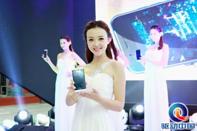 005Rn4plgy1fi0r1fkurdj31kw11xaj5