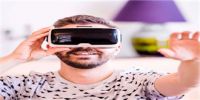 盲人也能看电视？三星开发VR应用和眼镜帮助低视力人群