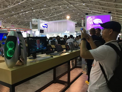 台北电脑展:攀升主机惊艳合作伙伴展台