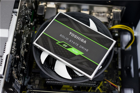 东芝TR200固态硬盘