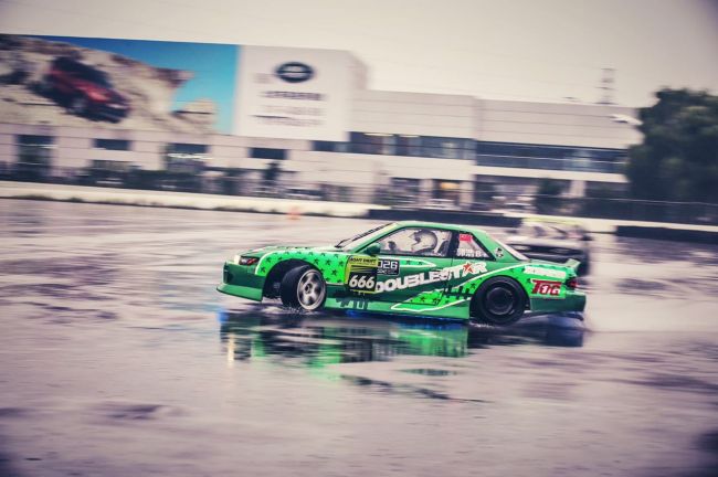 c1eb90ae114a4d909335ce2ce454ad56