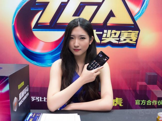 不爱红妆爱红魔 神器为啥受到女神们宠爱？