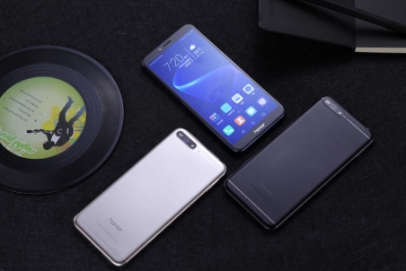 问我618买什么？699元荣耀畅玩7A带回家