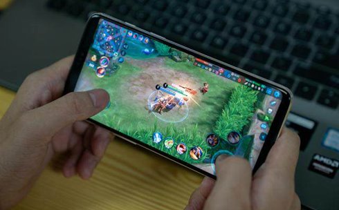 流畅玩手机游戏关键看“芯” 开黑吃鸡认准骁龙