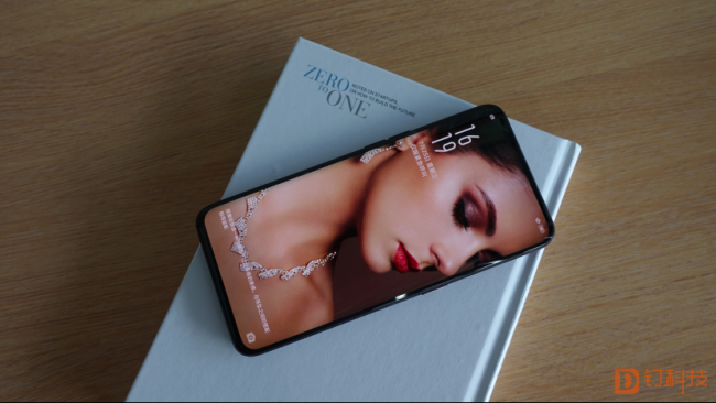 【钉科技07】OPPO Find X：内外兼修，告别千机一面286.png
