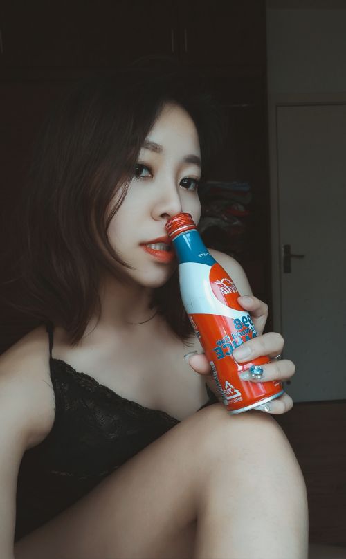 美图T9手机用户实拍评测：完美复刻妆面，美妆达人最爱！