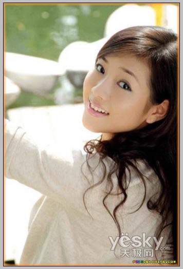 Photoshop教程:简单为MM做美白和装饰效果