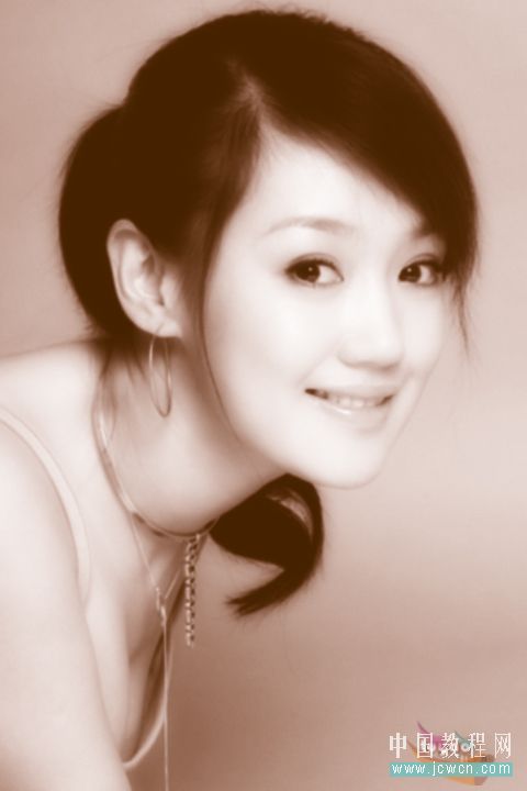 Photoshop调色教程:轻松打造MM照片朦胧双色调