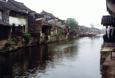 Photoshop把江南水乡变淡彩水墨画