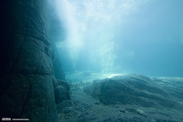 Photoshop合成实例:大海沉没之船
