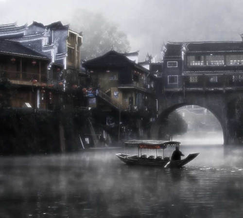 Photoshop处理烟雨水乡照片特效9