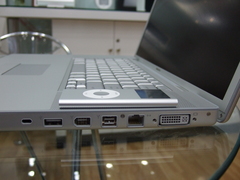 7700配8600独显 苹果17宽悍本降1700元 
