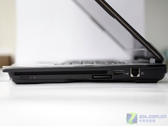 首款Acer法拉利新本到货 抢先外观评测 