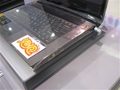 黑色外观很稳重 联想Y510现价8500元