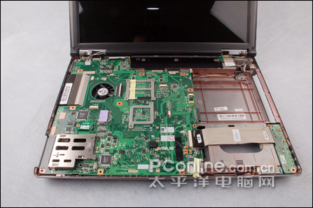 华硕M50S 外观设计