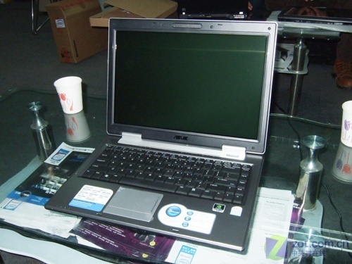 asus 