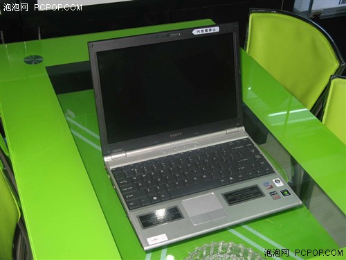 升2G内存送包 索尼双显本SZ75降400元