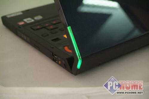 点击查看本文图片 联想 IdeaPad Y710AX7900-L(TV TUNER) - 铁杆A迷不能错过 热卖A卡独显本推荐