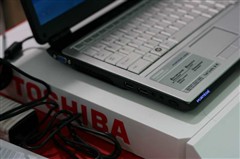 迅驰4大硬盘D刻东芝轻薄M610降到7700