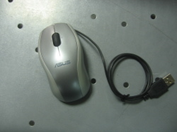 送原厂鼠标包华硕F8H237SV特促6700元