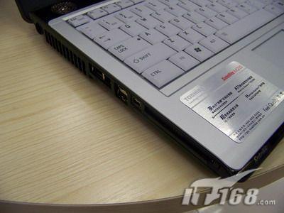 配2400独显东芝双核影音本仅6499元