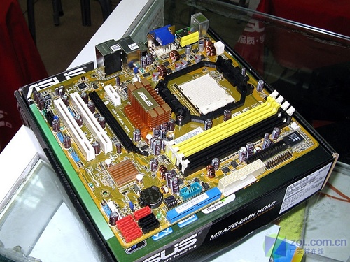 华硕780G 799 