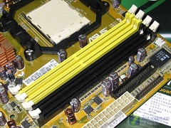 带HDMI跳线 华硕全接口780G仅售799元 