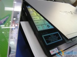 LED屏碳纤机盖 索尼SZ76双显卡本降价 